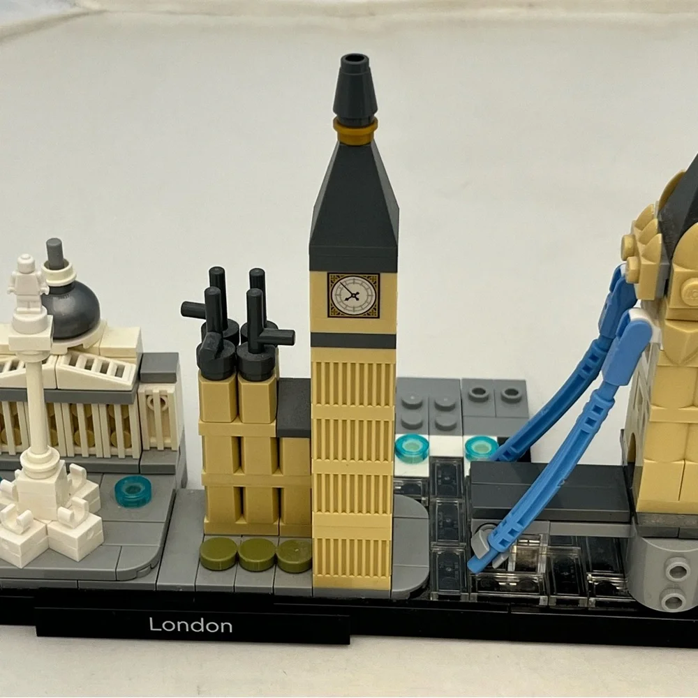 Lego Architecture 21034 London Skyline Incomplete